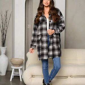 NEW! Boho Black White Plaid Long Length Flannel Shacket Jacket Button Front Warm